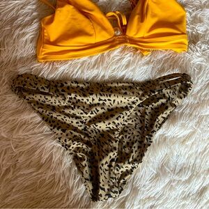 Leopard cheeky bikini bottoms